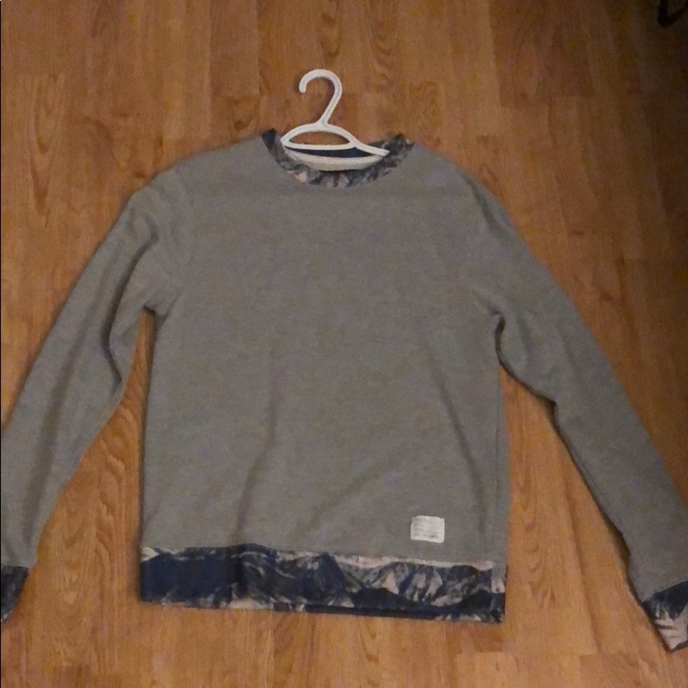 Adam Levine Sweatshirt